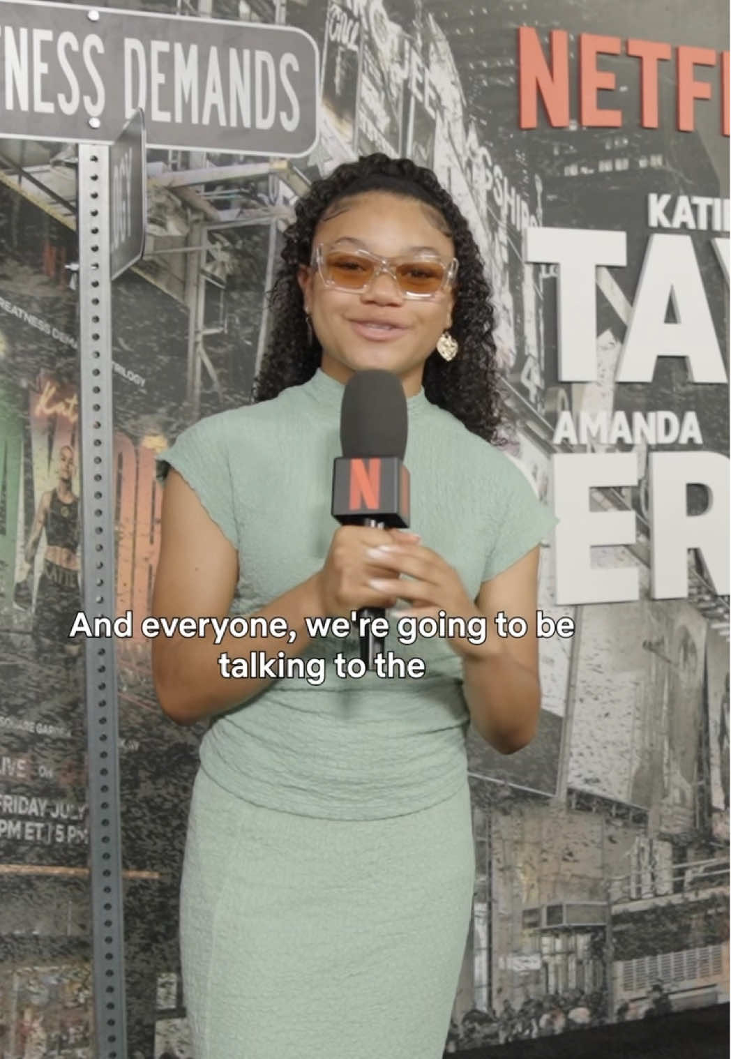 I had a blast taking over the @Netflix Red Carpet for Fight Night 🥊 NYC 🗽#TaylorSerrano #NetflixPartner . . . . . . . . . . . . . #boxing #combat #sports #athlete #jazzysworldtv #nyc #brooklyn #motivation #celebs