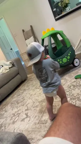 @Kimes Ranch  and applesauce he bout to ride out 😂#mississippi #southern 