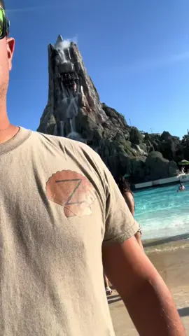 Big Z memorial surf off goes hard! | love this shirt I loved the movie growing up! Don't miss this deal on TikTok shop! #movieclips #movie #surfsup #surfsupmovie #surfshop #bigz #bigzshirt 