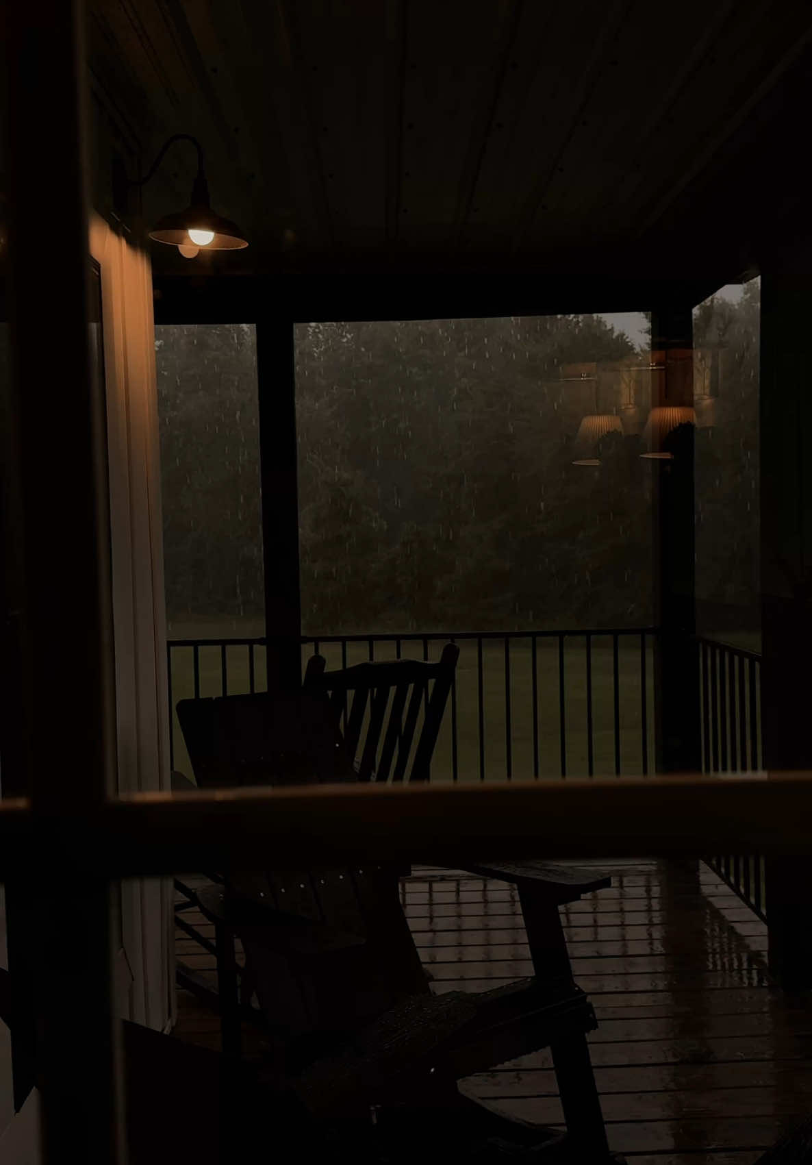 sunday storm⛈️