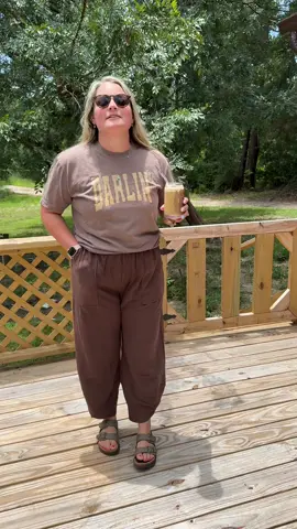 Barrel pants 🤩 #falltrend #barrelpants #palazzopants #tanmingfashion @TanmingFashion #womensclothes #womenspants #trendyyy #trendyoutfits #momoutfit #momclothes #sahmoutfit #momoutfitinspo #outfitinspo #darlin 