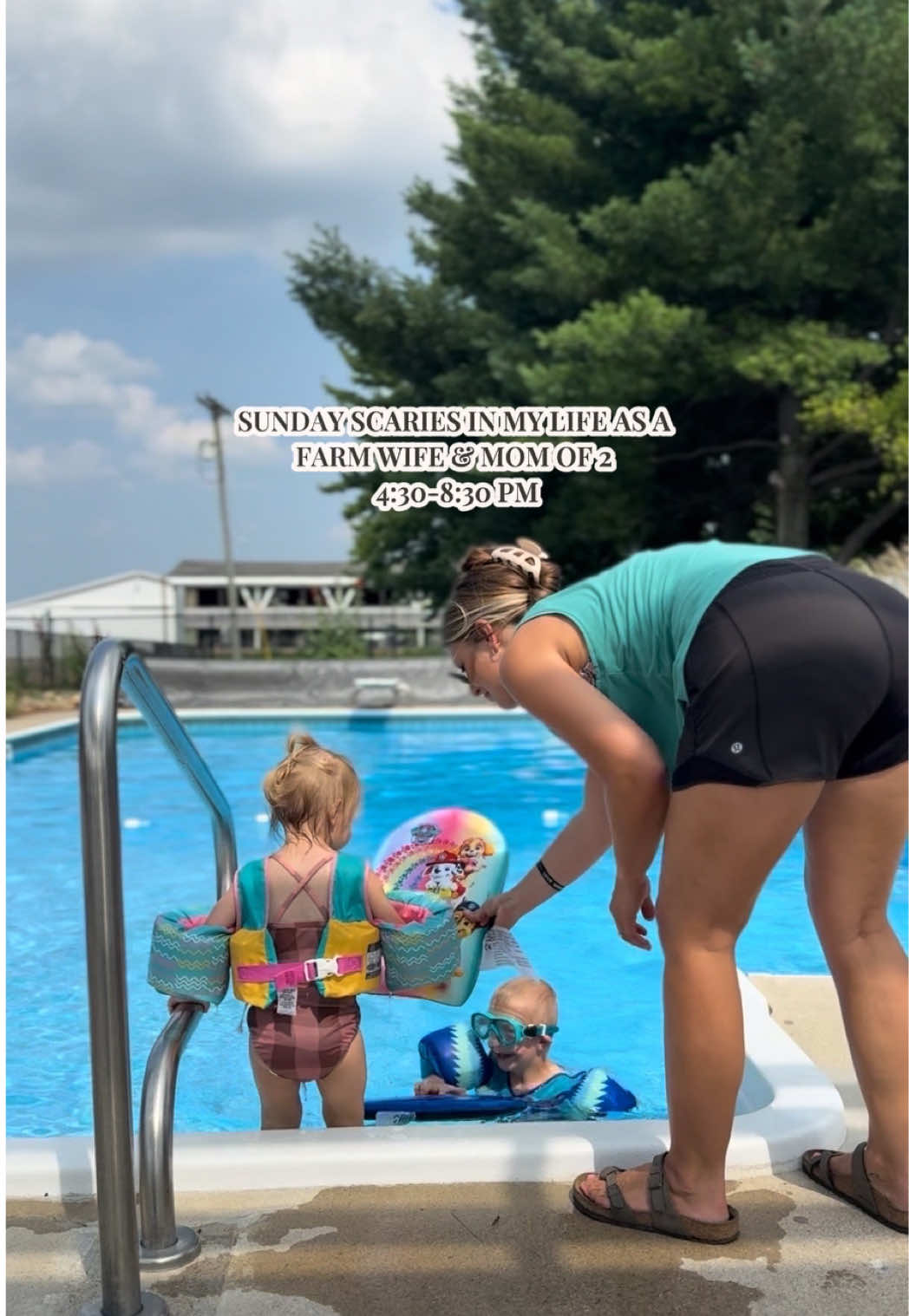 Sunday scaries in full force tonight with my internship starting tomorrow 😅🤪 #sundayinmylife #eveningvlog #eveninginmylife #farmwife #farmerswife #momof2 #toddlermom #momoftoddlers #ditlofamom #sundayscaries #internship  #futuretherapist #resist #resistance #fdt #lovetrumpshate 