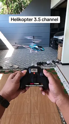 Membalas @bajol Helikopter yg bisa mundur pilih yg Varian 3.5 channel #rc #rcheli #helikopter #helikopterremotecontrol 