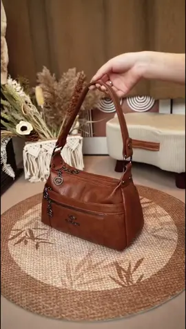 #အိမ်ရောက်ငွေချေနဲ့ပို့ပေးပါတယ် #luxury #trending #myanmar #fashion 