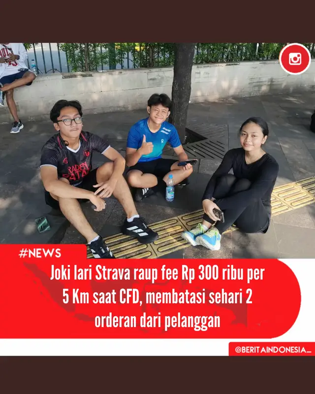 Seorang remaja asal Jakarta Barat bernama Jason (16) memanfaatkan tren dengan menjalani profesi sebagai joki Strava. Jeli menjadikan tren olah raga lari jadi ‘ladang cuan’, Jason bahkan bisa menghasilkan hingga Rp 300.000 sekali lari. Tarif jasanya tidak dipatok secara pasti, melainkan berdasarkan kesepakatan. Semakin tinggi pace yang diminta, maka semakin mahal pula jasanya. Pace dalam olahraga lari mengacu pada waktu tempuh untuk satu kilometer. Jika permintaan berada di bawah enam menit per kilometer, tarif bisa mencapai ratusan ribu. “Misalkan minta tolong pace empat ya bisa sampai Rp 300 ribu setara lima kilometer,” kata Jason. Pelanggan akan menitipkan ponsel mereka kepadanya, yang akan dibawa saat berlari untuk merekam aktivitas di aplikasi Strava. “Mereka nitip handphone ke saya nanti saya bawa lari,” jelasnya. Namun, Jason juga membatasi order yang diterima. Biasanya, ia hanya menerima maksimal dua permintaan dalam satu hari . . Konten dari kompas.com