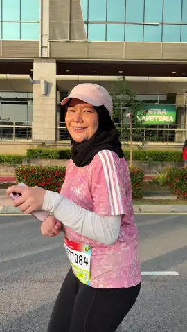 First debut 10km terasa jauh betullll finishing line dia 😭😭 #scoremarathon2025