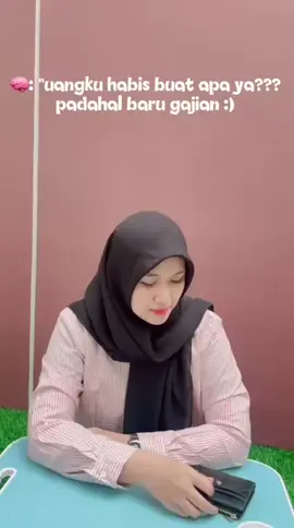 “Jadilah wanita yang wangi, bersih, dan percaya diri dari dalam. Perawatan femininmu dimulai dari sini. 💖”