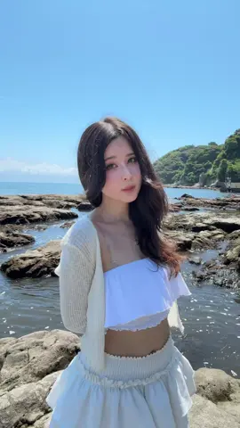 Looking for love as strong as jakura 🥀 #jasontheween #d4vd #japan #jakura #twitch #clips #trending #viralvideo  #enoshima #japanese #peruana #trends #nicoco #beach #fyp 