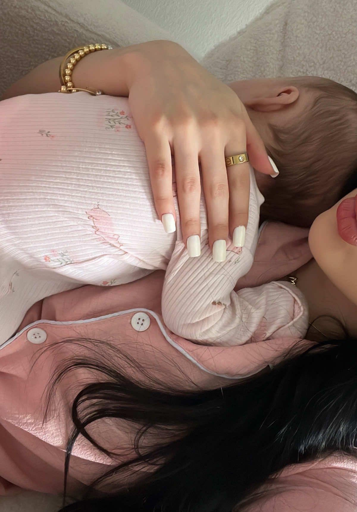 This little one has stolen my sleep, but given me a new sense of purpose 🤍💤👶🏽🌙 #momtok #mommy #motherhood #newborn #latenights #MomsofTikTok #firsttimemom #newmom #postpartum 