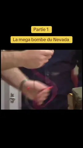 Partie 1 : Pendant un long week-end, une bombe de 500 kg a été découverte. Impossible à désamorcer. Impossible à déplacer. Elle peut exploser à tout moment. Pour le FBI, c’est le pire cauchemar devenu réalité.. #truecrime #truecrimetiktok #crimestory #pourtoi 