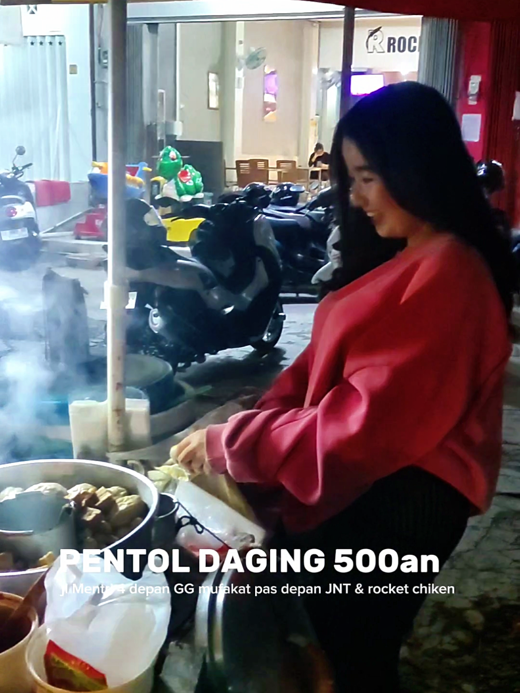 pentol tob... lajui sanak. jam Maghrib aja Sidin ini additional player oleh abahnya. jam sholat Maghrib lokasi jl menteri 4 depan GG mufakat depan JNT rocket chiken  #ojollali_tv #viral #fyp #banjarbaru #martapura #pentol #pentolviral 