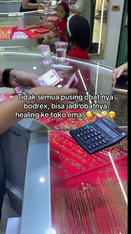 📎Hallo guys...👐🏻 Yg mau tanya-tanya boleh bangettt langsung aja Chat/Dm Kita yaa🥰🥰  ig: d5jewellery.id Wa: 0851-8317-0845 Oiya yg mau dateng langsung ke toko kita,bisa banget kita redy yaa di sini 📍Pasar bintaro sektor 2       (Tanggerang selatan) 📍Pasar bojong indah,Cengkareng       (Jakarta barat) 📍Pasar kebon pisang,Jelambar       (Jakarta barat) Kita tunggu ya kedatangan nya guyss🌺🌺#beranda #emas 