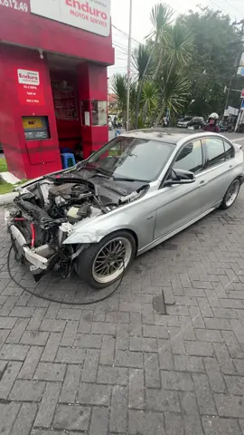 info bombom car area sidoarjo dan sekitarnya #f30 #crash #bmwf30 
