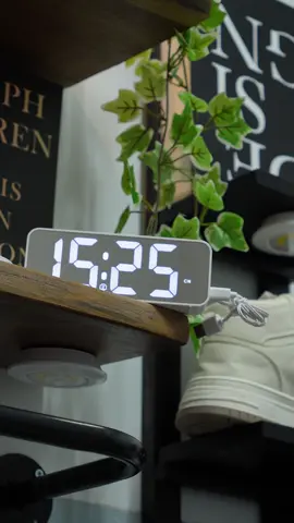 Đèn ngủ decor phòng, có đo nhiệt độ
