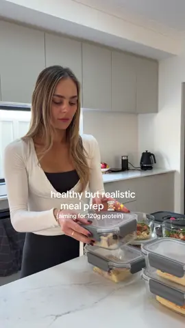 what I prepped for the week to be healthy without restriction 👩🏼‍🍳✨👇🏻 shopping list: Lemon Chicken Orzo 🥘🍋 Chicken Dried oregano & paprika Garlic Dijon mustard Lemon Cooking cream Chicken stock Risoni Spinach Parmesan  Traybake Pancakes 🥞🍓 Eggs Flour @Naked Harvest Supplements vanilla protein powder (discount code: MIRANDA15)  Baking powder Milk of choice Butter Maple syrup Banana Caramel Bites 🍌🍫 Banana Biscoff or peanut butter Proton powder, optional Milk or yoghurt, can omit Chocolate #mealprep #EasyRecipe #pancakes #orzo #highprotein 