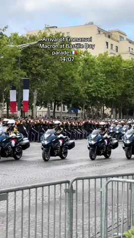 Bastille Day in Paris 🇫🇷🥖 Arrival of president Emmanuel Macron #france🇫🇷 #bastilleday #emmanuelmacron #paris #frencharmy @Emmanuel Macron 