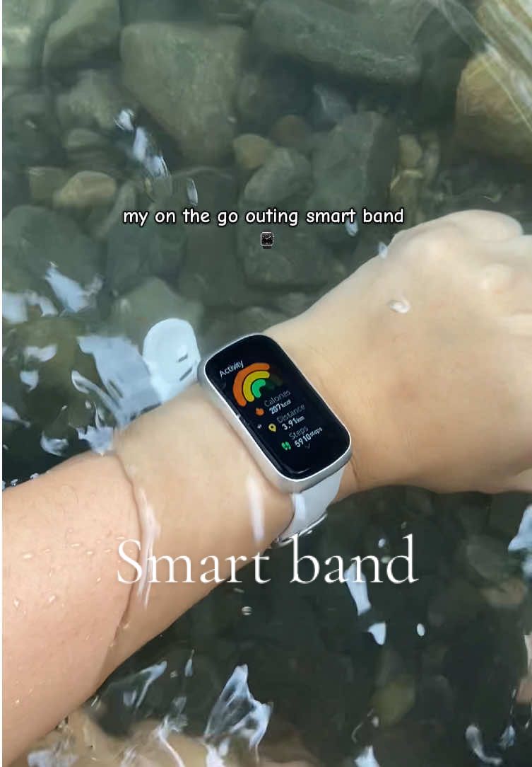 this waterresistant smartband✨ with healt and fitness monitoring and so on !!  #smartwatch #smartband #techlife #techlifesmartband #techtok #watch #appliances 