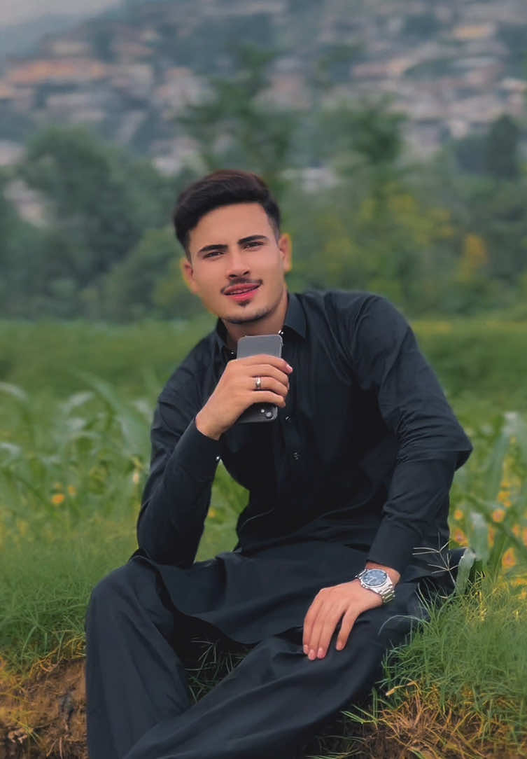دا خو زا ہسی ویم 😀❤️‍🩹۔۔۔! #foryoupage #foryou #fyp #viralvideo #goviral #naino #itxnaino #repost #viewsproblem #unfreeze #trendingvideos 