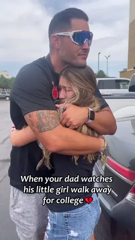 Father’s love for his daughter 🥹❤️❤️#viral #emotional #daddysgirl #collegelife #fatherdaughterlove #collegememories #college #gonnabe #goodone #daughter #Love #fyp #foryou 