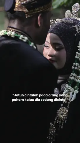 Sebab cinta bukan soal siapa yang paling banyak memberi, tapi siapa yang paling mampu merasa.✨🌸 Jatuh cintalah pada jiwa yang paham, bahwa cinta adalah kepercayaan yang tak semua hati mampu menjaga.𓍢ִ໋🌷͙֒ ᰔᩚ #mixedmarriage #mixedcouple #indonesia #srilanka #foryou #fyp #reel #muslim #brisbane #australia #lawnton #couple #video #tiktok #new 