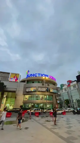Junction Square Yangon Myanmar #ย่างกุ้ง #เมียนมา #พม่า #yangon #myanmar #junctionsquare #squareshopping #เที่ยวไปเรื่อย #คนไทยในต่างแดน #เทรนด์วันนี้tiktok 