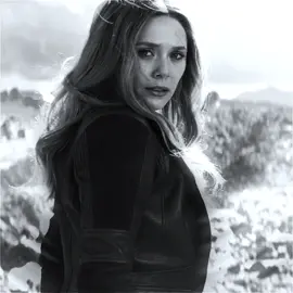 here she comes world #scarletwitch #wandamaximoff #wanda #wandaedit #edit #scarletwitchedit #marvel #marveledit #mcu #ae #aftereffects #elizabetholsen ib @☠️ shake @𝗦𝗜𝗥𝗘𝗡.𝗙𝗙𝗫 