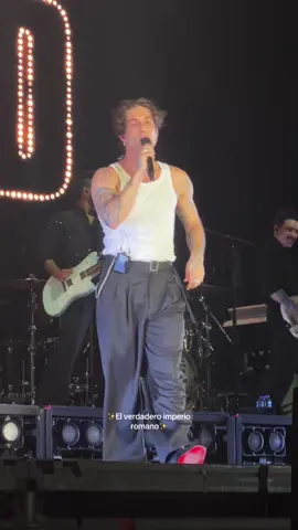 Primer concierto de Damiano SOLTERO como salió de su boca😂 quiso decir solitario 