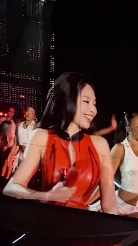 omg jennie 🥵 #jennie #lisa #jisoo #rosé #blackpink #sofistadium #ruby #likejennie #deadline #Deadline_in_losangeles  #blackpink_deadline #deadline_in_losangelesday2 #deadlineworldtour #seoulcity #deadline_in_losangelesday1 #jump #blackpinkdeadlineworldtour2025 #blink #extral #jumpchallenge #rubies #blackpinklosangeles #blackpinkworldtour2025 #deadline_in_losangeles #blackpinkdeadline #blackpinkmerch #jenniekim #jennieblackpink #zen #lovehangover #mantra #blinks #handlebars #filter #concert #blackpinklosangeles #deadlinemerch #jennierubyjane #oddatelier #jensetter #yg #jenniebestrapper #jenniequeen #jenniefancam #jennieace #jennieitgirl #jennie_ruby #blackpinkofficial #jenniekim링크🐻 #jendeukie #fyppppppppppppppppppppppp #fy #fypage #fouryou #trendingvideo #viraltiktok #challenge #jnk1 #rubyjennie #blackpinkjennie  