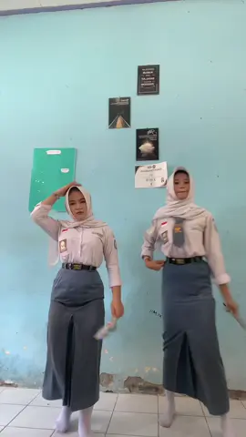 #kembanggoyang 