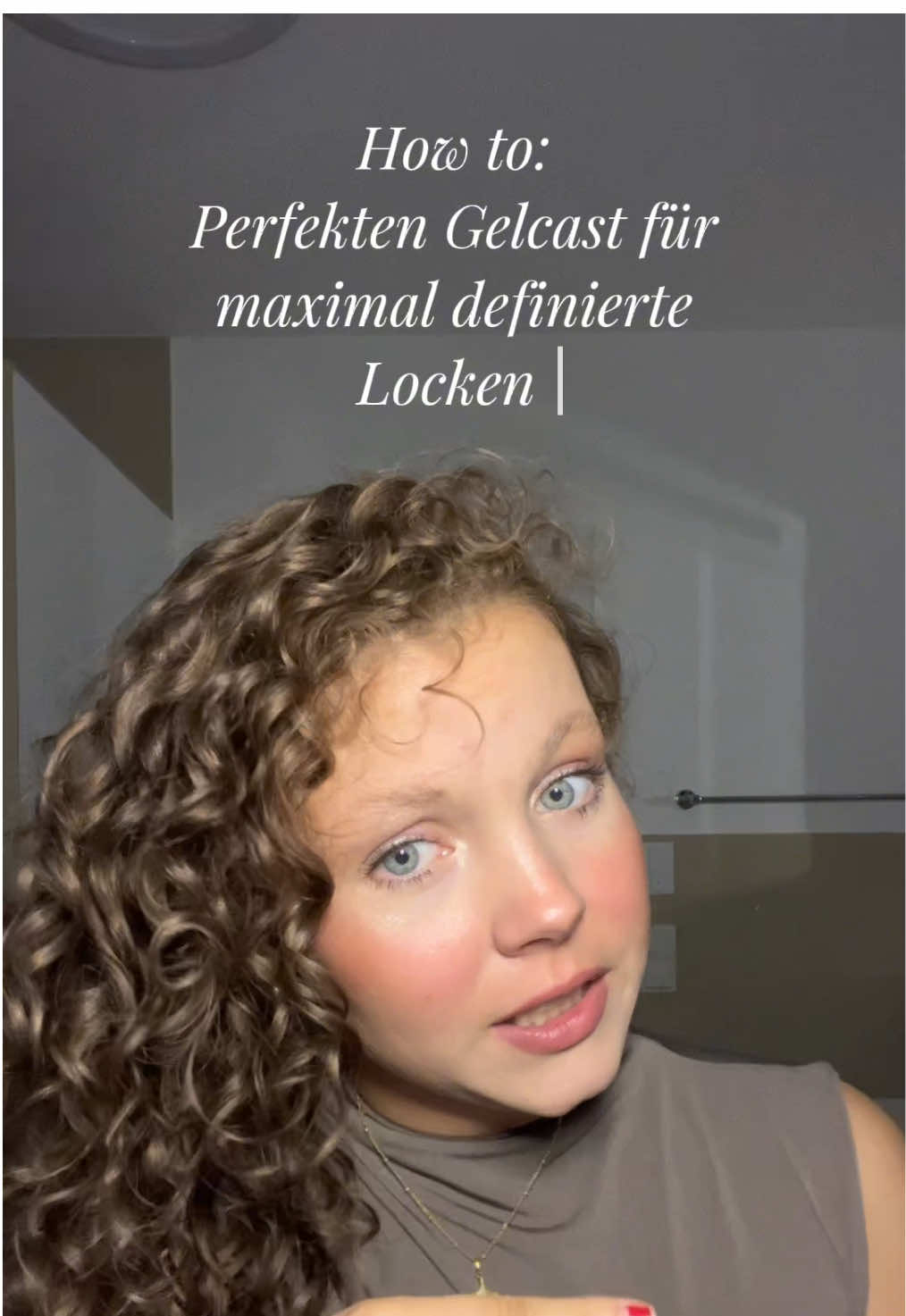 Gelcast Tutorial 👩🏻‍🦱🧴 @Bali Curls ! Erhältlich bei Rossmann & DM 🛍️ | Anzeige #foryou #fyp #curlyhair #locken #lockentutorial #lockenroutine #curlyhairtutorial #curlyhairroutine #lockenpflege #curls #damagedcurlyhair #damagedcurls #foryoupage #curltraining #curlygirlmethod 