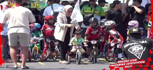 Sabtu di Solo hanya sampai quarter final, Minggu di Sidoarjo dibalas kontan Victory Lap podium 1 Elite 🏁❤️‍🔥  Alhamdulillah MashaAllah  Trimakasih banyak supportnya  @34PROJECTJUNIOR PUSHBIKE @MostwellApparell_  . . #pushbikeindonesia #pushbike #balancebike #pushbikesurabaya #pushbikes #balancebikekids #balancebikeindonesia #pushbikecompetition #rider2022 #racepushbike2025 #racepushbike #racepushbikesurabaya  #balancebikerace #pushbikerace #pushbikeraceindonesia #gamilamutia  #momandkids #pushbikesurabaya #jayaland #suryabreezeicon #bhinnekaindonesia #bhinnekapushbikeindonesia 