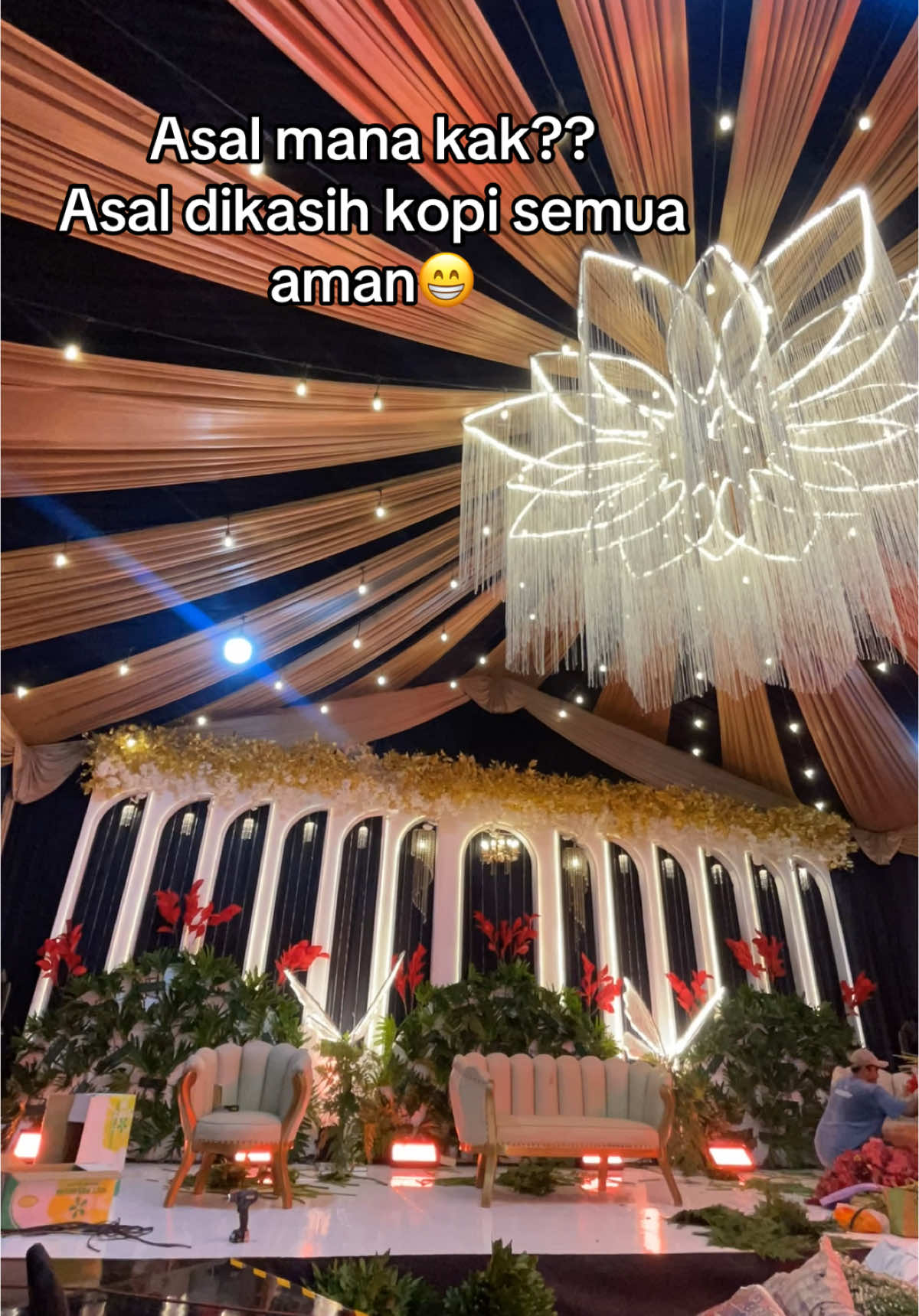 Info PL 081318182021 #bssproduction #weddingdecor #dekorasiwedding #weddingbekasi #weddingjabodetabek #dekorasipernikahanjakarta #weddingkarawang 