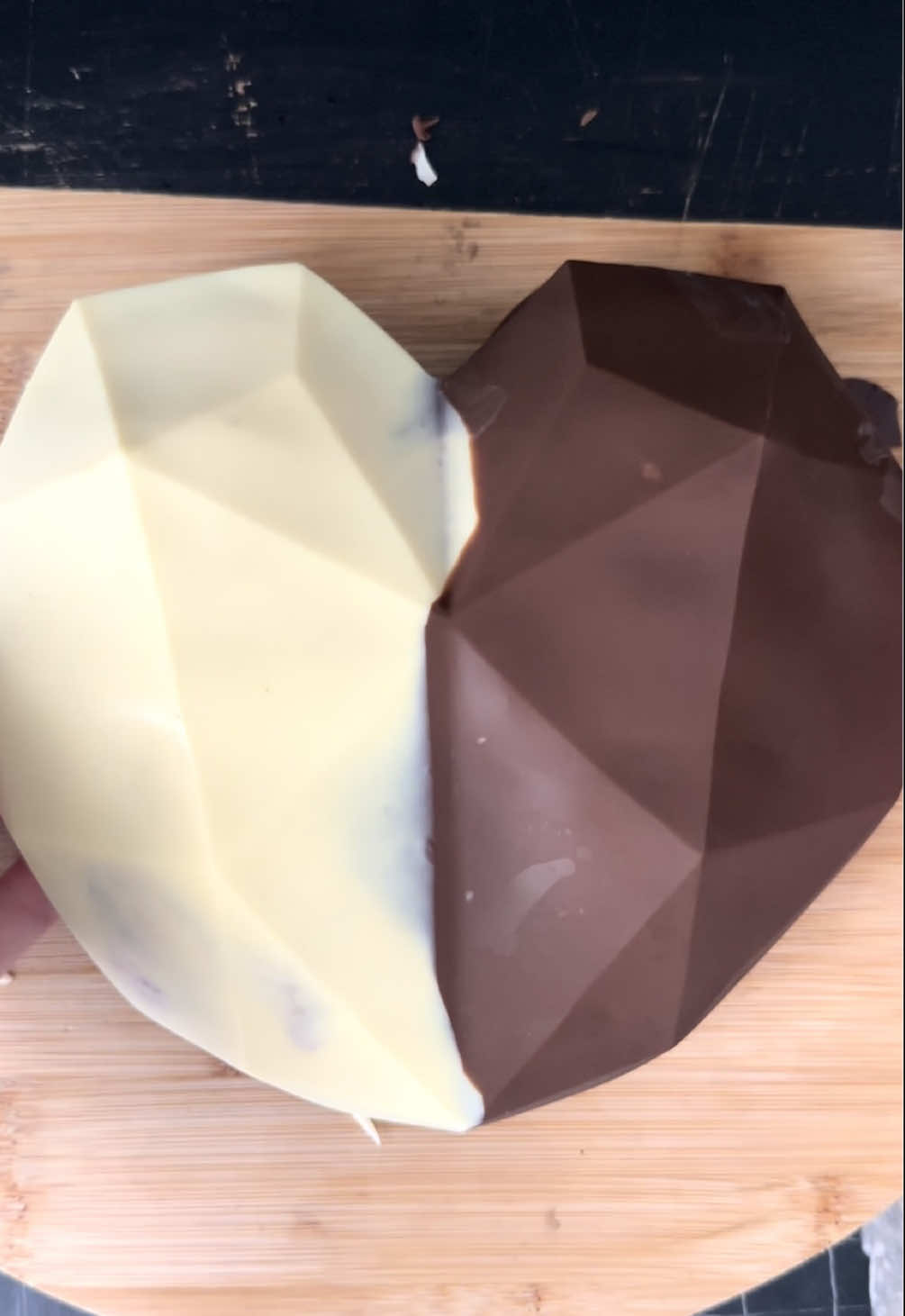 Part 2🍫❤️ #blitzrezept #tryit #FoodLover #chocolatebars #chokolate #backideen #dubaichocolate #viralllllll #deliciousfood #pov #asmr #viralditiktok #desserttime #brownies #viraltrend 