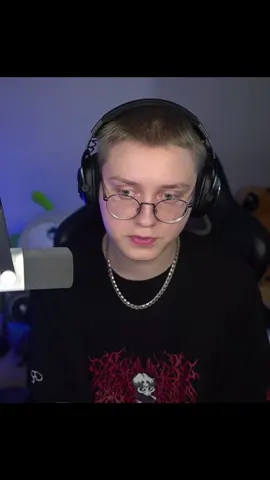 Twitch:drakeoffc | #дрейк #drakeoffc #дрейкнарезки #дрек #дрейкоффс #дрейк 