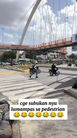 subukan nyu lumagpas sa pedestrian Palo ang aabutin ninyu#creatorsearchinsights #fyppppppppppppppppppppppp #funnyvideos 