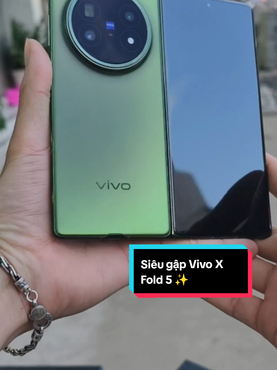 ✨Vivo X Fold5  Xanh Green cực kì sang trọng và cao cấp 😎 #lêquânmobile #hochiminh #vivoxfold5 #vivo #fyp #xuhuong 