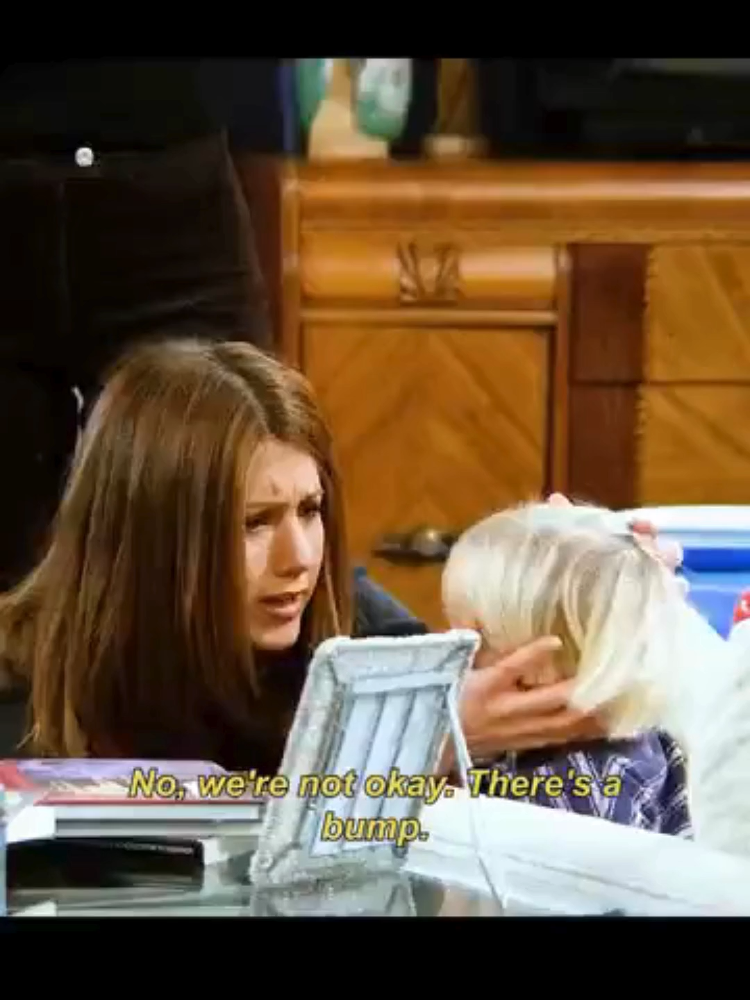 Rachel and Monica are freaked out. #friends #movie #ViralMoment #viral_video #fyp #monica #rachel