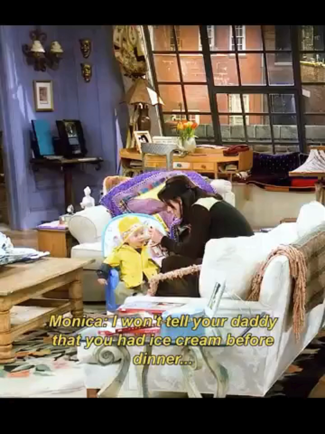 Ross's little boy is hurt. #friends #movie #ViralMoment #viral_video #fyp #ross