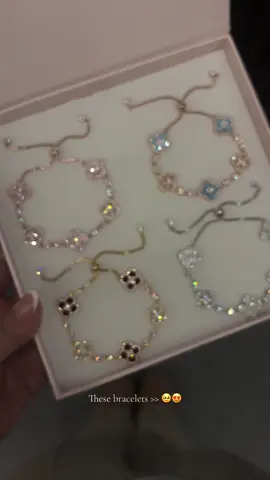 The bracelet every girl needs 💖 #trendingjewelry #matchingjewelry #luxury #summermusthaves 
