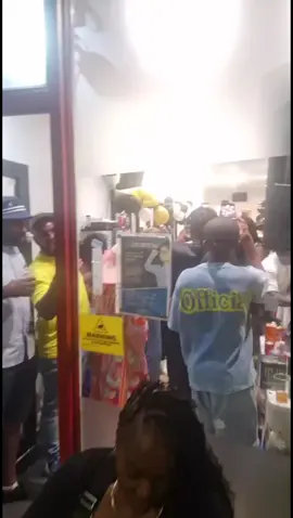 Happy birthday once more @compound radio @Compound “champagne” Pizzle, big your team who came through with you on Saturday to celebrate 🎊 #b#london #viralvideos #fypdong #blacksalon 