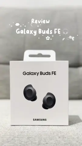 🎧 Review Jujur Galaxy Buds FE 🎧 Suara jernih, bass nendang, dan nyaman dipakai seharian! Harga ramah kantong, tapi kualitas gak murahan! Wajib banget sih buat kamu yang suka dengerin musik sambil kerja atau olahraga 🔥 ✨ Worth it gak sih? Yuk tonton sampai akhir!   #GalaxyBudsFE #samsunggalaxy #fyp #moots? #affiliate 