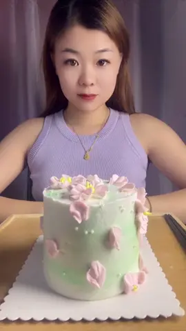 Another Beautiful day Another beautiful 🍰  #mukbang #mukbangeatingshow #mukbangvideo #Foodie #foodtiktok #FoodTok #asmr #satisfying #sweet #cake #craving #yummy #challenge #dessert #fruit #beautiful 