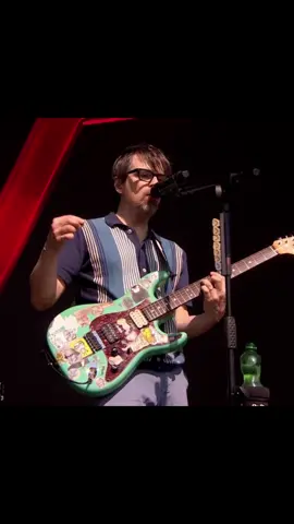 The Good Life Weezer at Glastonbury 2025 #weezer #fyp #glastonbury #riverscuomo #music #brianbell #patrickwilson #scottshriner #glastonburyfestival #thegoodlife @weezer 