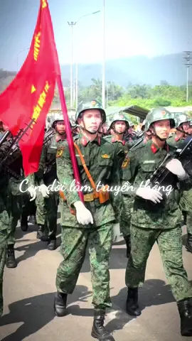 Tuyệt đối điện ảnh đến từ vị trí Lê Hoàng Hiệp #lehoanghiep #quandoinhandanvietnam #dieubinh #A80 #hopluyendieubinh #xuhuong 