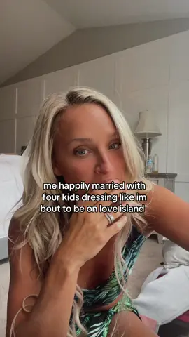 Can I just pretend 🤣 #LoveIsland #loveislandusa #dresstoimpress #twopieceoutfit #vacationoutfits 