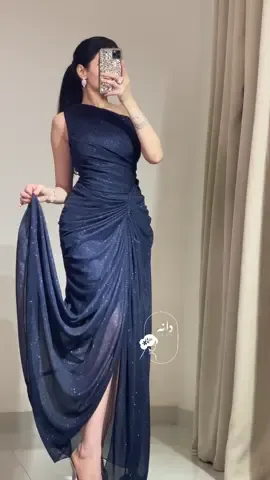تصويرنا وتنفيذنا الشخصي ✨ رقمه بالموقع: 1455-3 طقم سهرة كحلي  لمعة  السعر: ٣٢٠ ريال  المقاسات: -S-M-L-Xl- الخامة : استرتش لمعة #فساتين#فستان_ناعم#فستان_سهرة#فستان_فخم#اكسبلور#fyp#viral#الرياض #جده#الشرقيه#جازان#جده#بنات_جده#بنات_الرياض⁩⁩