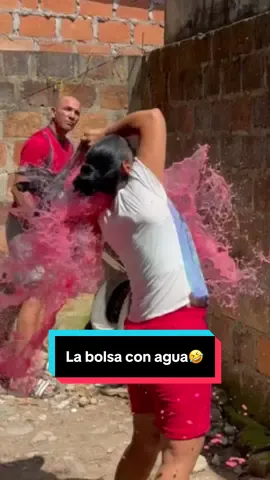 La bolsa con agua a Iliana🤣 #humor #parati