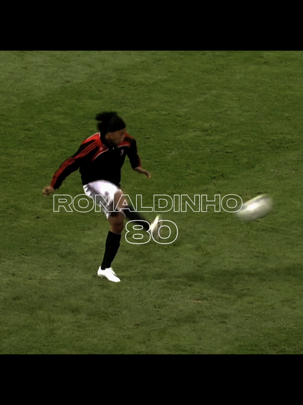 the wizard of Milan!  #fyp #ronaldinhogaucho #ronaldinho #futebol 