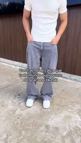 Essa calça é mt bonita!! #calçabaggy #streetwear #tiktokshop #modamasculina 