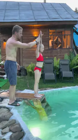 Я и мои попытки научиться прыгать 😂 #гимнастика #viral #спорт #юмор #тренд 